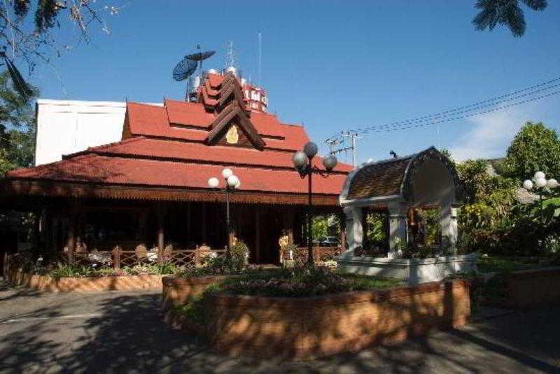 Changpuak Hotel Chiang Mai Exterior photo